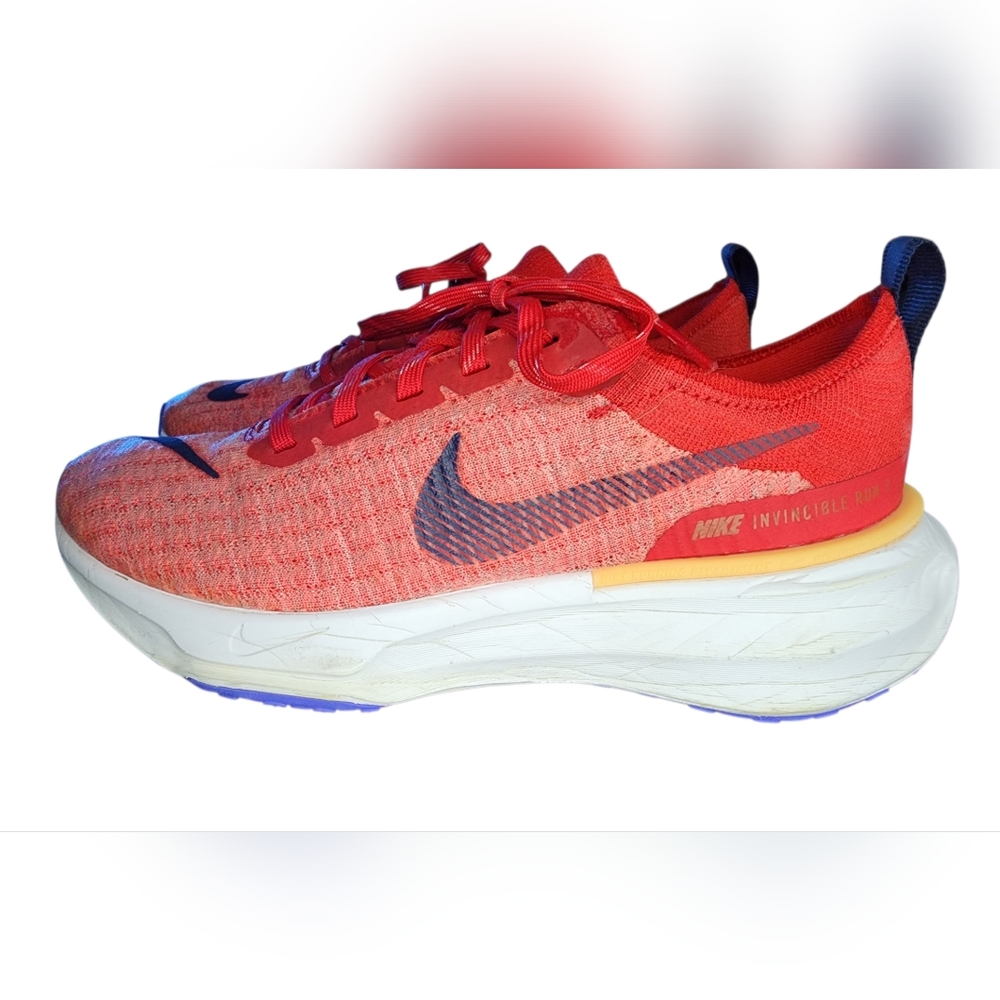 Nike ZoomX Invincible 3 'University Red Blue Joy', Mens 7.5/Womens 9 - Picture 2 of 10